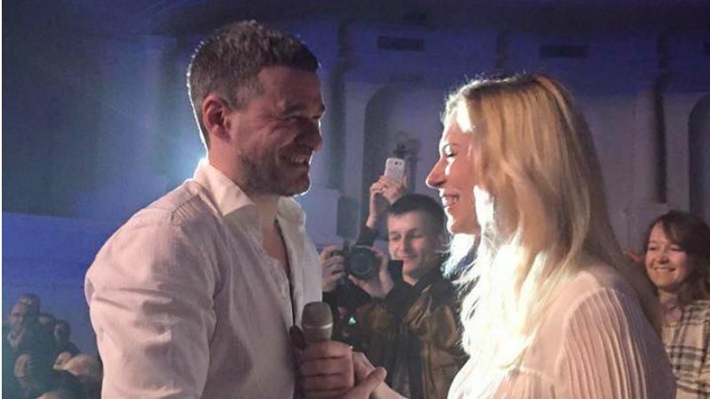 Мірзоян привселюдно освідчився Матвієнко: з’явилося емоційне відео Мірзоян привселюдно освідчився Матвієнко: з’явилося емоційне відео