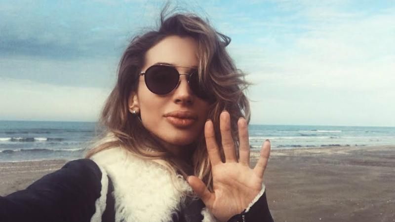 Поклонники LOBODA подняли украинский флаг на концерте в Баку Поклонники LOBODA подняли украинский флаг на концерте в Баку