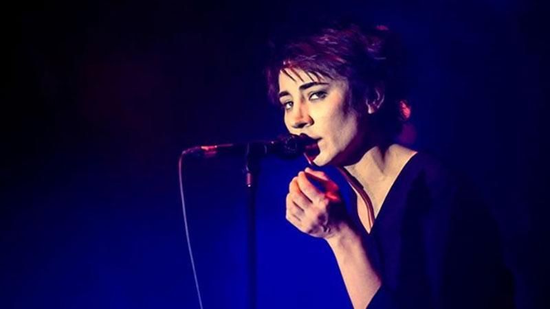 Земфіра — українцям на концерті: Я прошу вас, бл**, заберіть цей прапор Земфіра — українцям на концерті: Я прошу вас, бл**, заберіть цей прапор