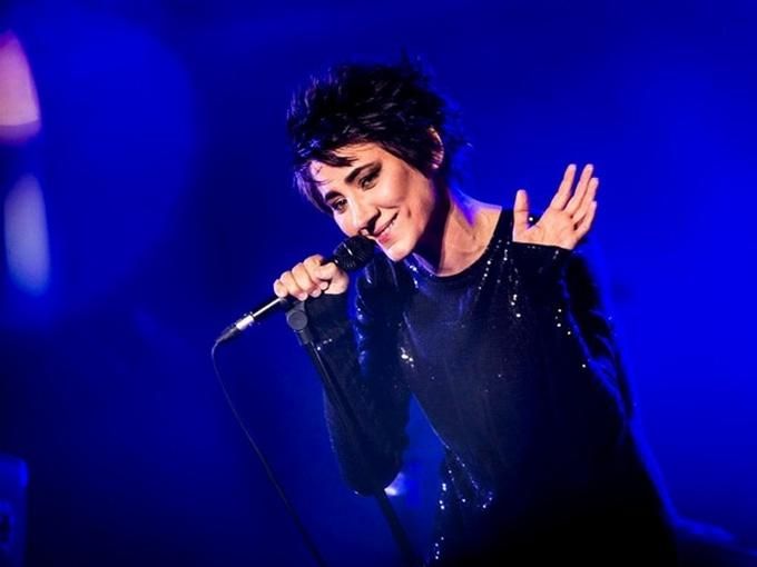 Земфира и украинский флаг: все о скандале – за и против Земфира и украинский флаг: все о скандале – за и против