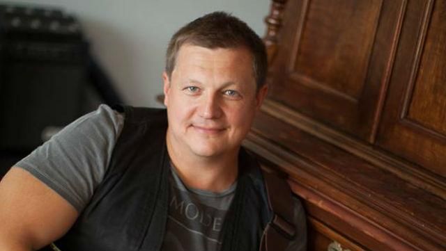 Умер бас-гитарист любимой группы Путина Умер бас-гитарист любимой группы Путина