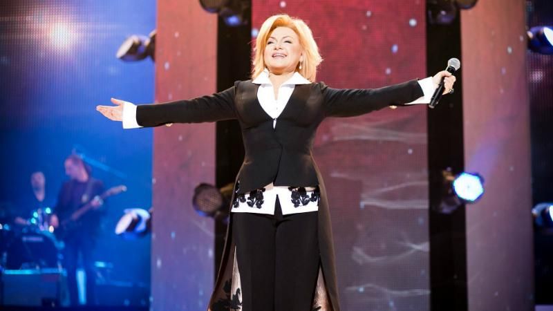 Концерт куми Порошенка зняли з ефіру Концерт куми Порошенка зняли з ефіру