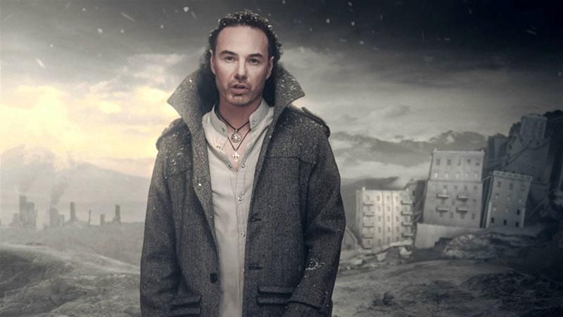 Известный российский певец с "колорадской" лентой приехал в Донецк Известный российский певец с "колорадской" лентой приехал в Донецк