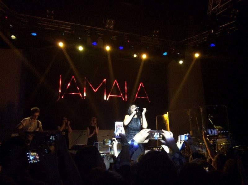 Аншлаг на концерті Джамали: львів'яни тепло зустріли переможницю Євробачення Аншлаг на концерті Джамали: львів'яни тепло зустріли переможницю Євробачення