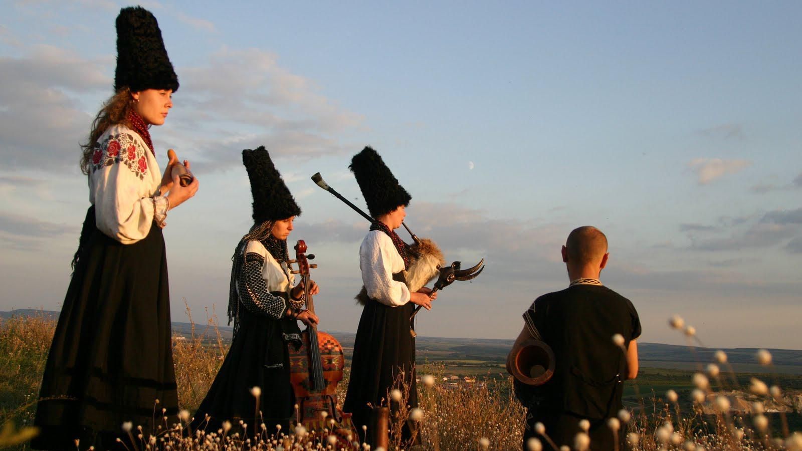 Украинцы "ДахаБраха" выступили на известном мировом музыкальном фестивале Украинцы "ДахаБраха" выступили на известном мировом музыкальном фестивале