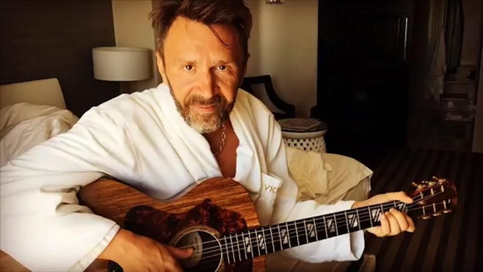 Шнуров в темі: музикант заспівав смішну пісню про Pokemon GO Шнуров в темі: музикант заспівав смішну пісню про Pokemon GO