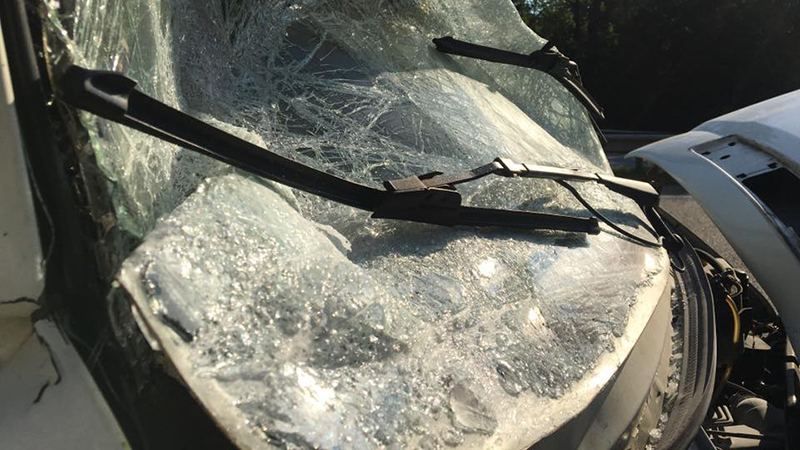 Український гурт ТНМК потрапив у серйозну ДТП: з’явилися фото Український гурт ТНМК потрапив у серйозну ДТП: з’явилися фото