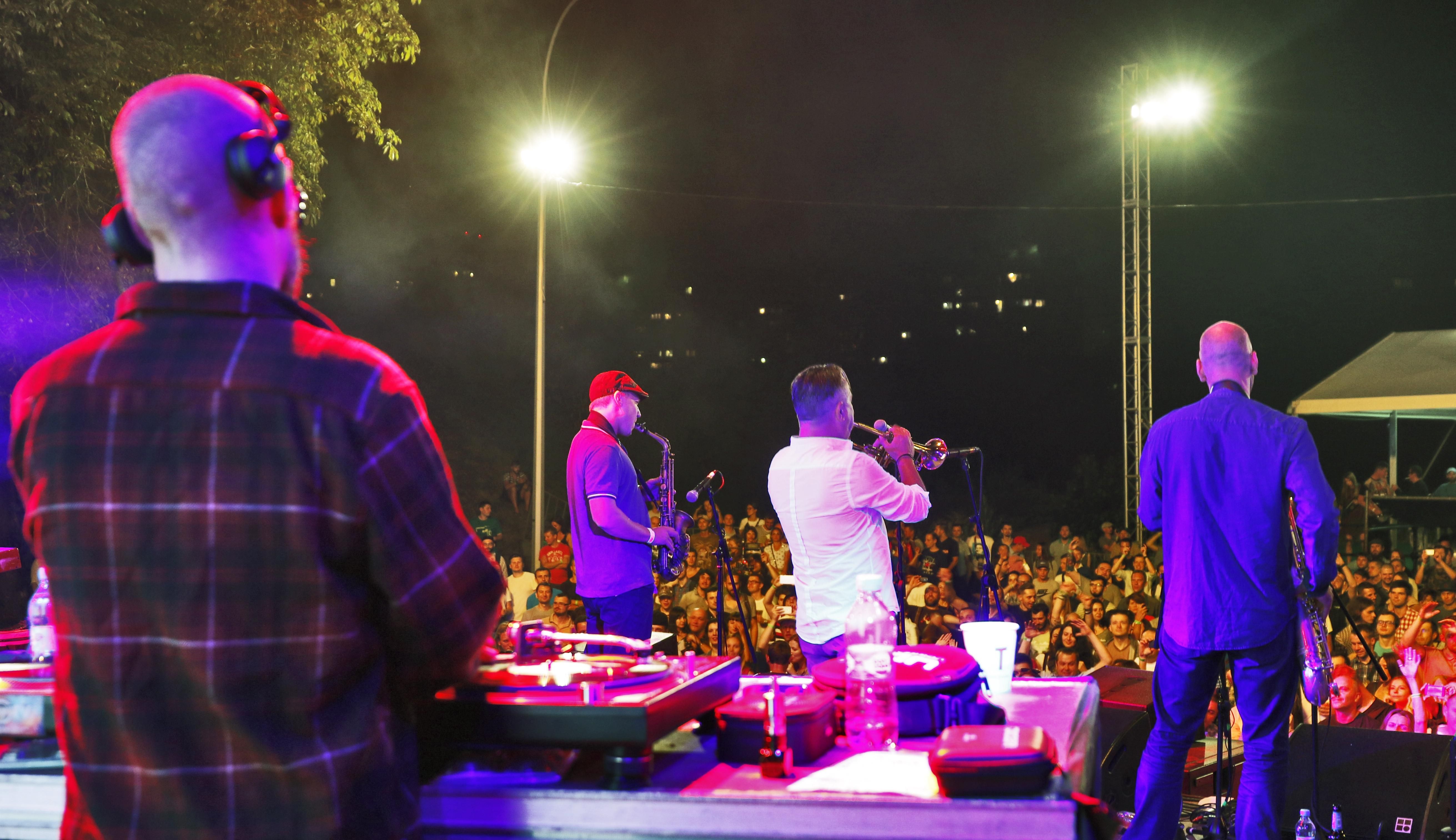 В Киеве выступили создатели саундтрека к культовому фильму Гая Ричи В Киеве выступили создатели саундтрека к культовому фильму Гая Ричи