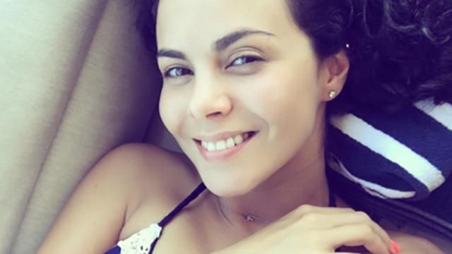 Каменских отправилась на море после серьезной травмы: появились фото Каменских отправилась на море после серьезной травмы: появились фото