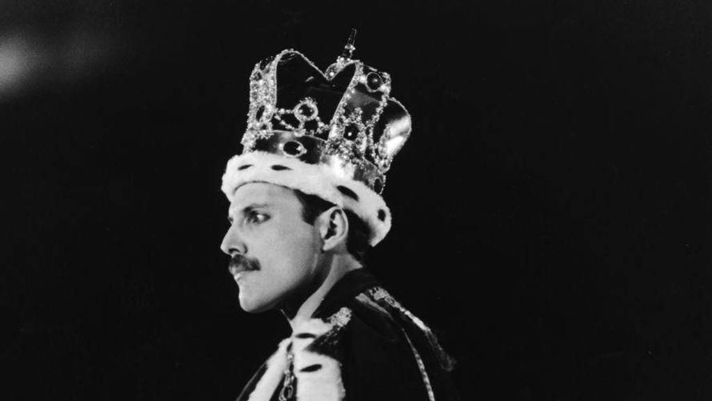 Эксцентричный, экзотический и с голосом в четыре октавы: к годовщине Фредди Меркьюри Эксцентричный, экзотический и с голосом в четыре октавы: к годовщине Фредди Меркьюри