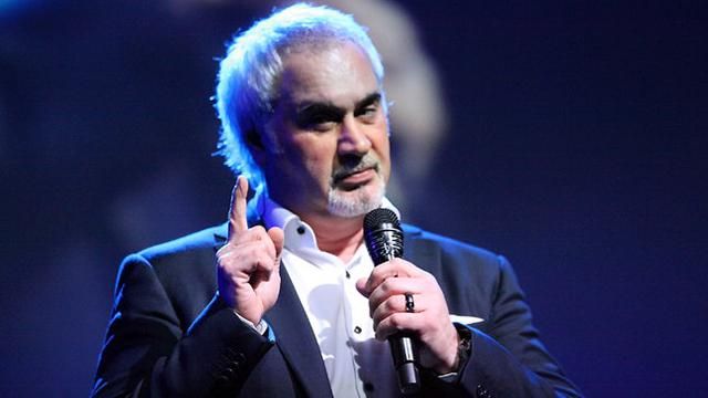 Меладзе забув відкрити рот під час фонограми: з’явилося відео Меладзе забув відкрити рот під час фонограми: з’явилося відео