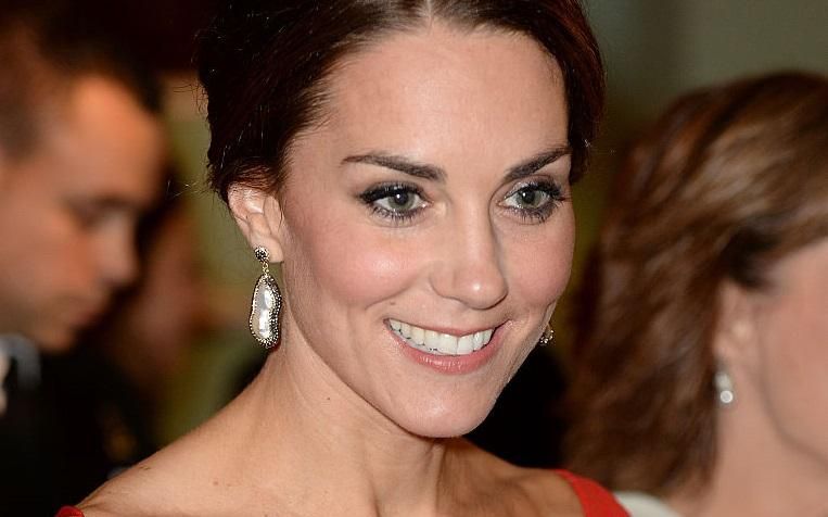 Кейт Міддлтон вразила розкішним образом: з’явились фото Кейт Міддлтон вразила розкішним образом: з’явились фото