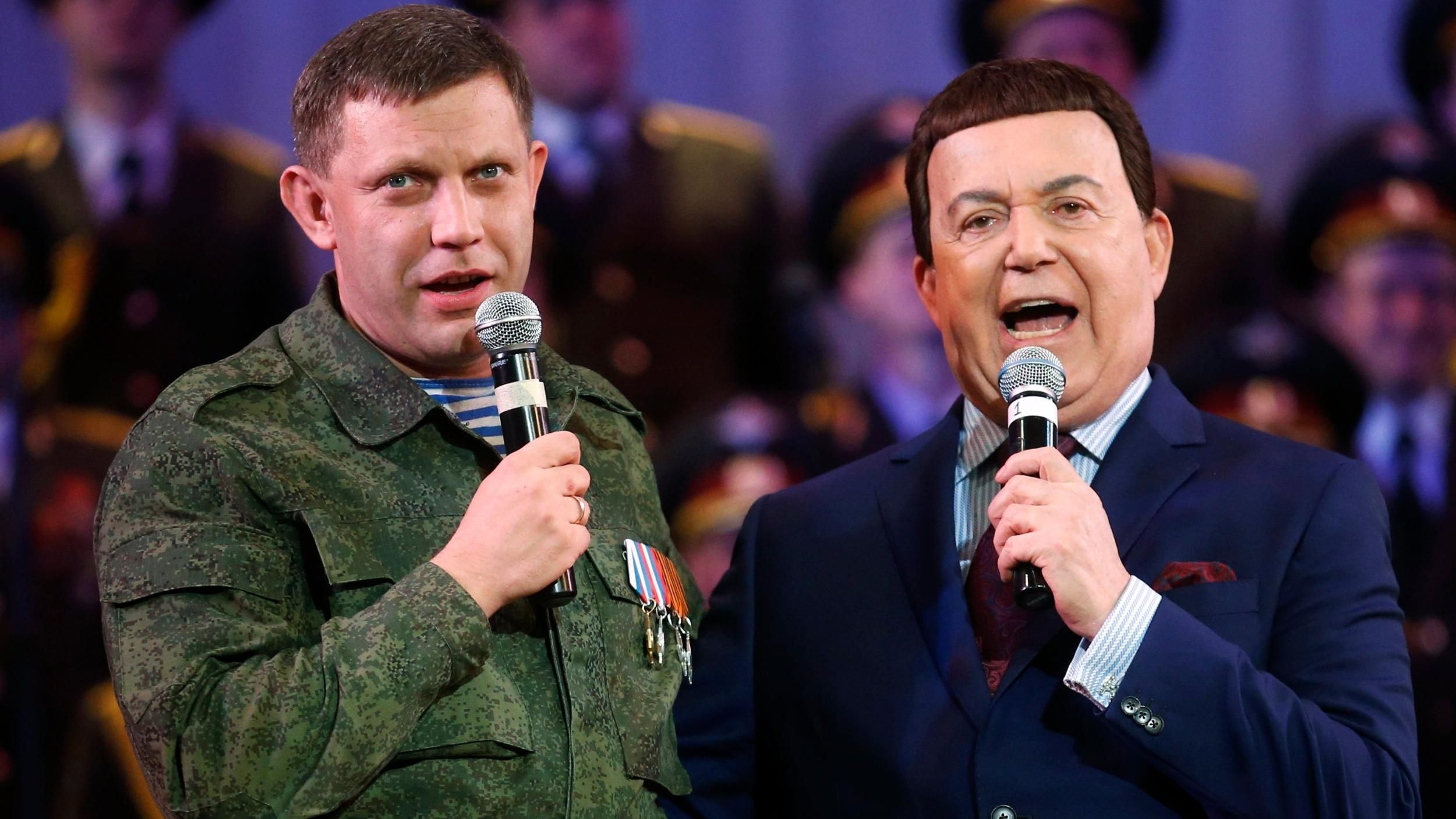 Кобзону пропонують переночувати під градами терористів на Донбасі
Кобзону пропонують переночувати під градами терористів на Донбасі