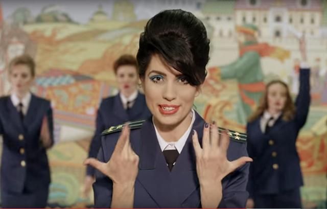 Pussy Riot зняли кліп у відповідь на слова Трампа про жінок