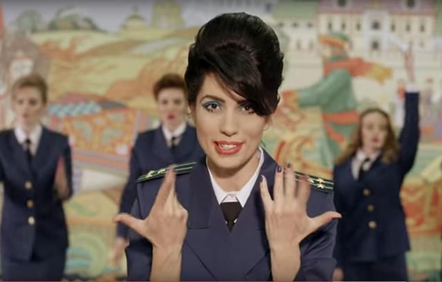 Pussy Riot зняли кліп у відповідь на слова Трампа про жінок Pussy Riot зняли кліп у відповідь на слова Трампа про жінок