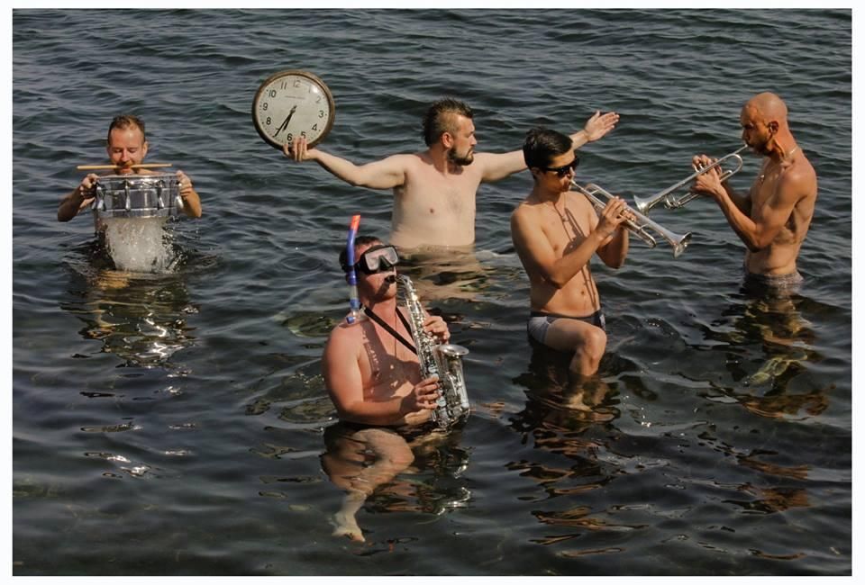 Уникальная украинская группа Familia Perkalaba представляет новую программу Уникальная украинская группа Familia Perkalaba представляет новую программу