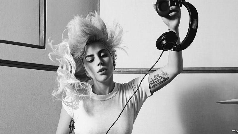 Ученые назвали девять самых навязчивых песен в мире Ученые назвали девять самых навязчивых песен в мире