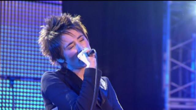 Український музикант зіграв із Земфірою в Лондоні Український музикант зіграв із Земфірою в Лондоні