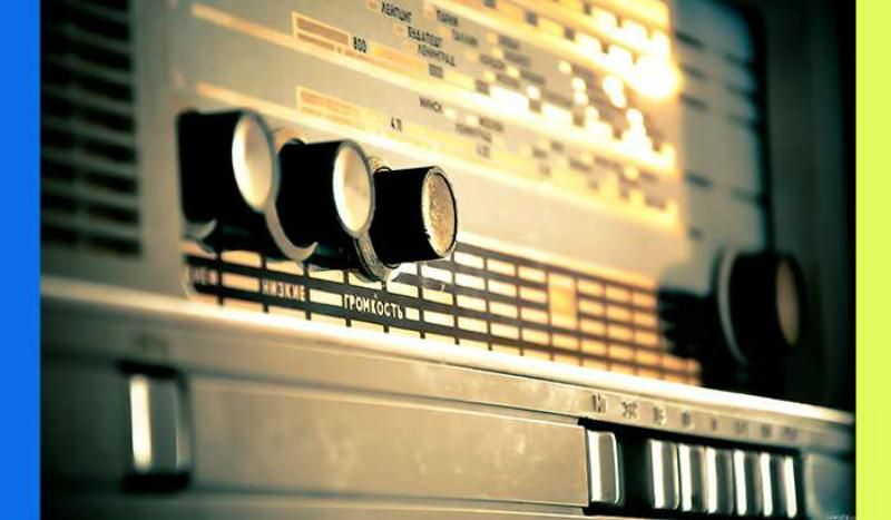 Порошенко та інші українські політики підтримали флешмоб на підтримку української пісні Порошенко та інші українські політики підтримали флешмоб на підтримку української пісні