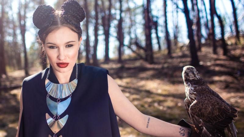 Певица Приходько неожиданно сменила имидж Певица Приходько неожиданно сменила имидж