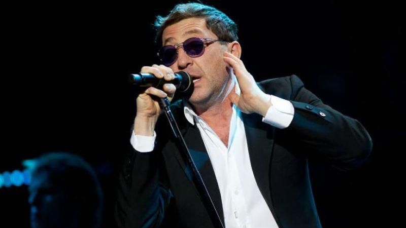 П’яний Лепс впав просто під час концерту – з’явилось відео П’яний Лепс впав просто під час концерту – з’явилось відео