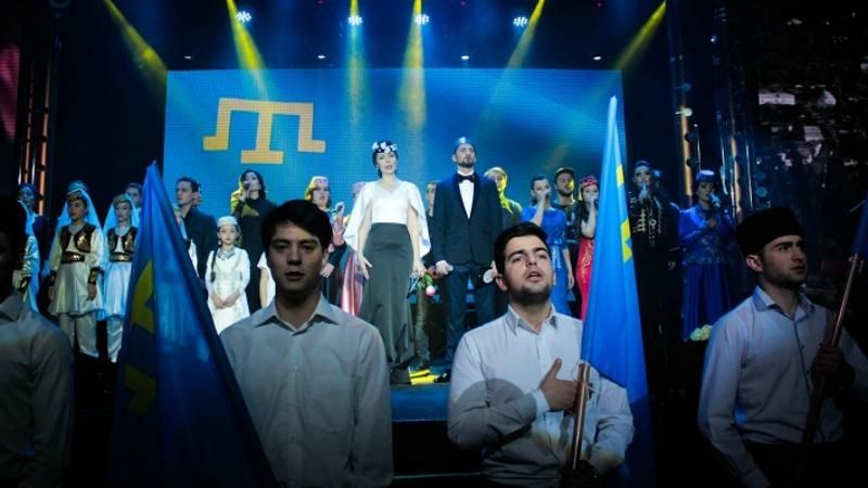 ФСБ затримує кримськотатарських артистів після концерту в Києві