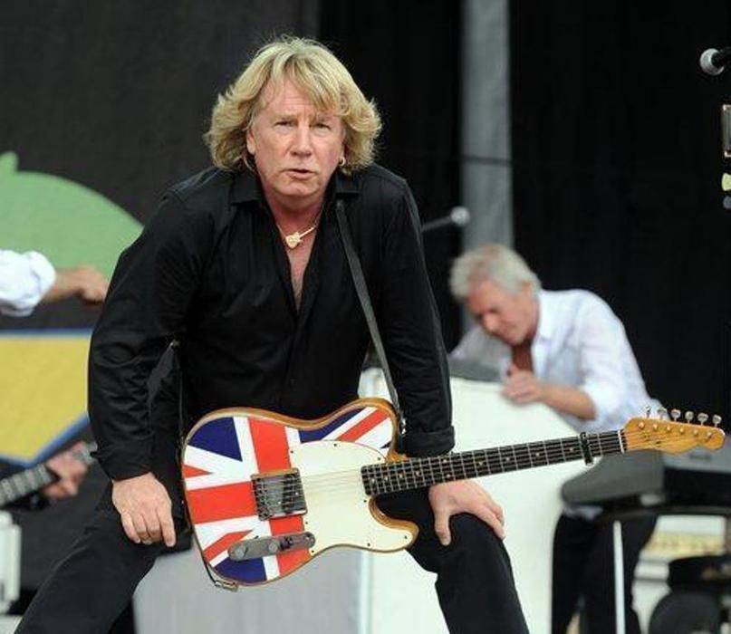 Скончался участник известной британского рок-группы Скончался участник известной британского рок-группы