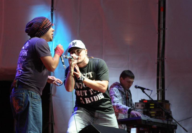 "Рождество Рок-н-ролл": ТНМК презентовал новую праздничную песню
"Рождество Рок-н-ролл": ТНМК презентовал новую праздничную песню