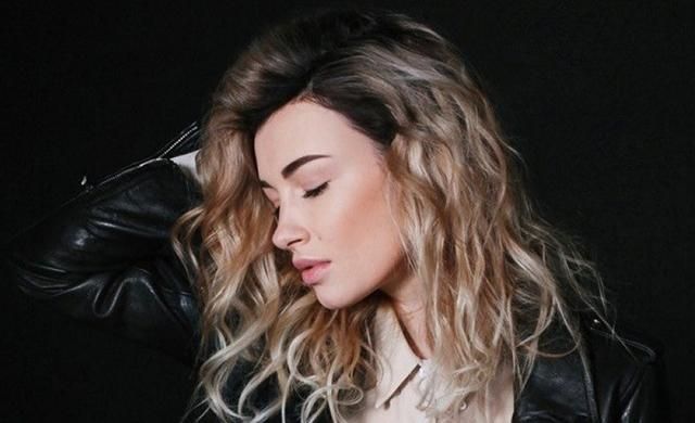 Певица Приходько последний раз снялась в фотосессии в образе блондинки Певица Приходько последний раз снялась в фотосессии в образе блондинки