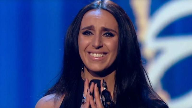 Білоруський гурт зробив подарунок Джамалі та довів співачку до сліз Білоруський гурт зробив подарунок Джамалі та довів співачку до сліз