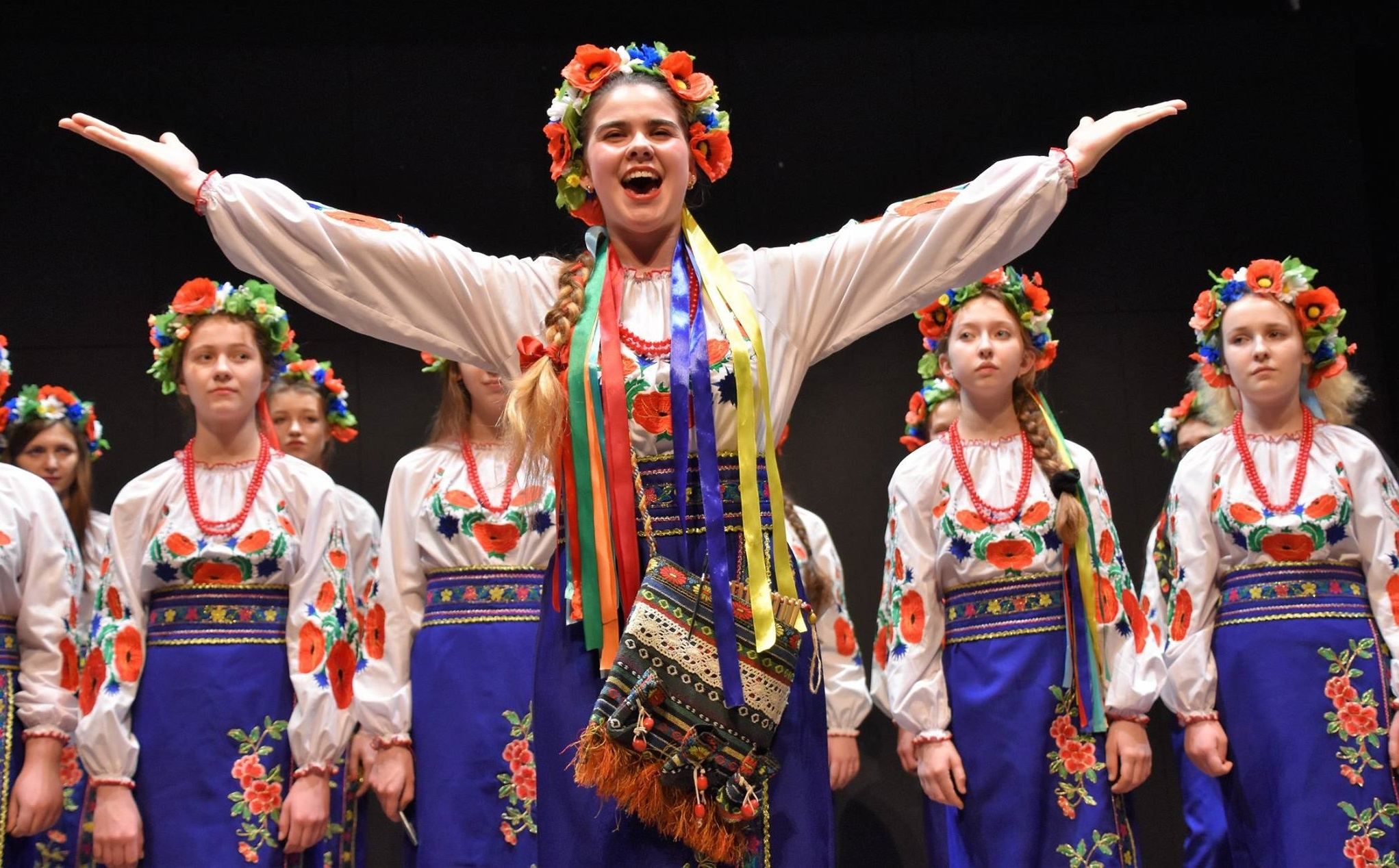 Украинские хористки завоевали престижную награду: опубликовали видео