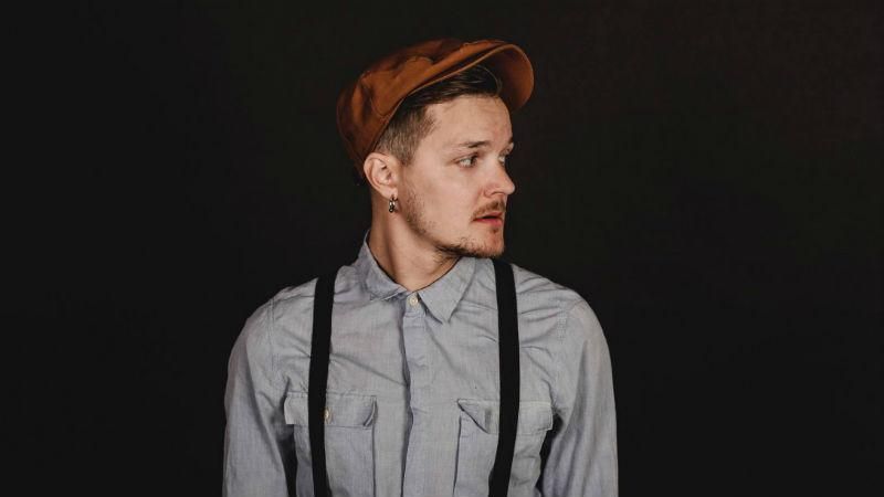 Вокалист O.Torvald пообещал всем поклонниками приятный подарок Вокалист O.Torvald пообещал всем поклонниками приятный подарок