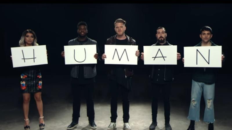 Акапельні Pentatonix вразили чуттєвим кліпом про меншини Акапельні Pentatonix вразили чуттєвим кліпом про меншини