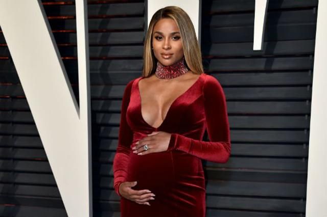 Вагітна співачка потрапила в серйозне ДТП Вагітна співачка потрапила в серйозне ДТП