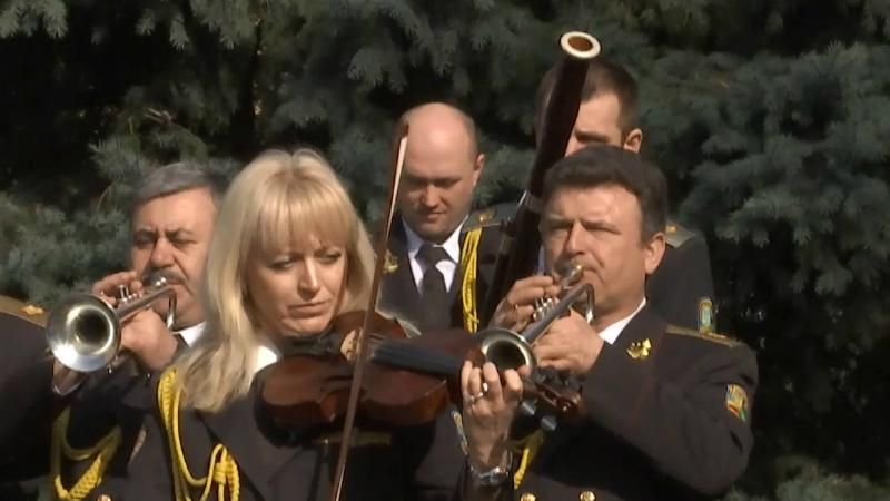 Гимн ОУН может стать маршем украинских военных