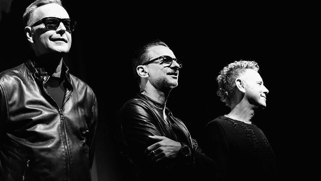 Известная британская группа выпустила новый мощный альбом Известная британская группа выпустила новый мощный альбом