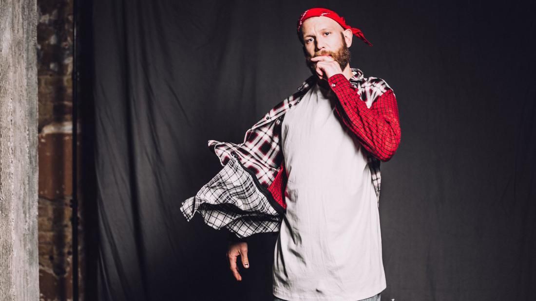 Опальный Дорн под "Энеиду" и казацкую песню лишился своей изюминки Опальный Дорн под "Энеиду" и казацкую песню лишился своей изюминки