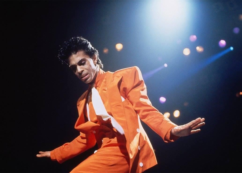 Год без звезды: самые известные хиты Prince