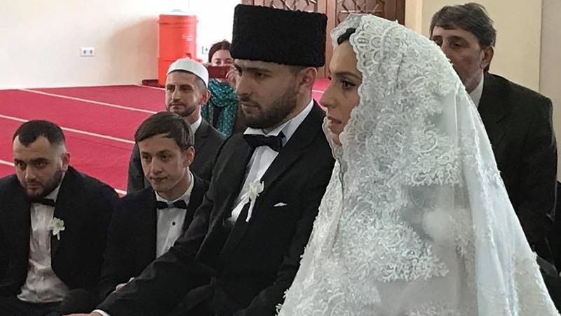 Джамала поделилась нежным фото со свадьбы Джамала поделилась нежным фото со свадьбы