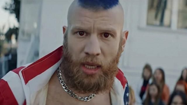 Время Ивана Дорна в России прошло – российский певец Время Ивана Дорна в России прошло – российский певец