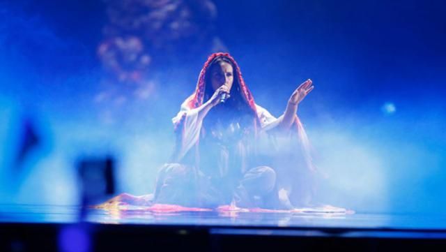 Ексклюзивно для вас, – Джамала вразила шанувальників новою піснею Ексклюзивно для вас, – Джамала вразила шанувальників новою піснею