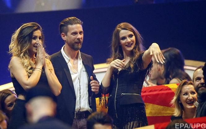 Під час другого півфіналу Євробачення-2017 чоловік освідчився співачці від Македонії