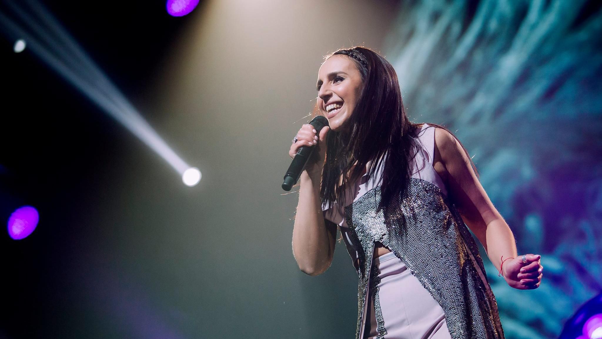 Джамала выступила с сольным концертом: невероятные фото Джамала выступила с сольным концертом: невероятные фото