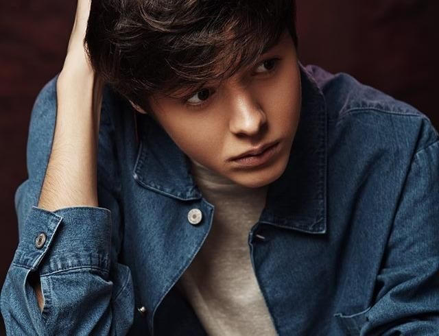 Конкурсанта от Болгарии на Евровидении-2017 поймали на двойном плагиате: фото и видео Конкурсанта от Болгарии на Евровидении-2017 поймали на двойном плагиате: фото и видео