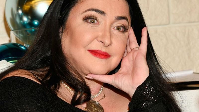 Шуфрич спробував "протягти в Україну" Лоліту Шуфрич спробував "протягти в Україну" Лоліту