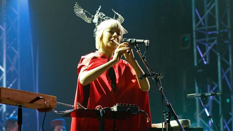 Солістка гурту ONUKA пояснила, чому важливо давати концерти під час війни Солістка гурту ONUKA пояснила, чому важливо давати концерти під час війни