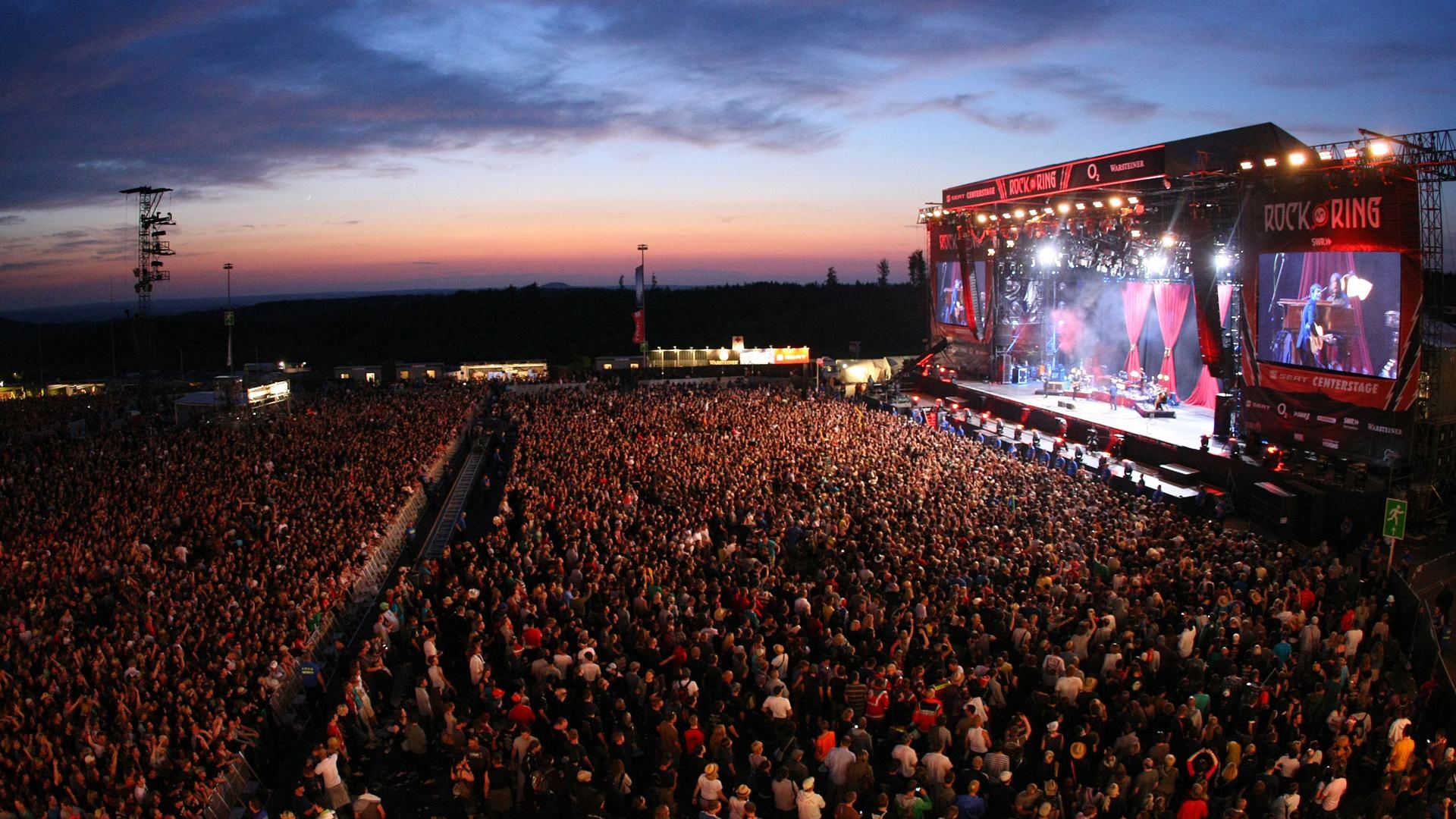 Масштабний музичний фестиваль перервали через імовірність теракту Масштабний музичний фестиваль перервали через імовірність теракту