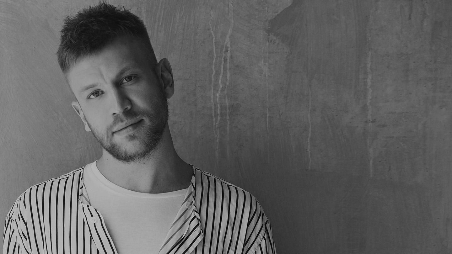 Скандальний Дорн заспівав оди країні, яка підтримує політику Кремля Скандальний Дорн заспівав оди країні, яка підтримує політику Кремля