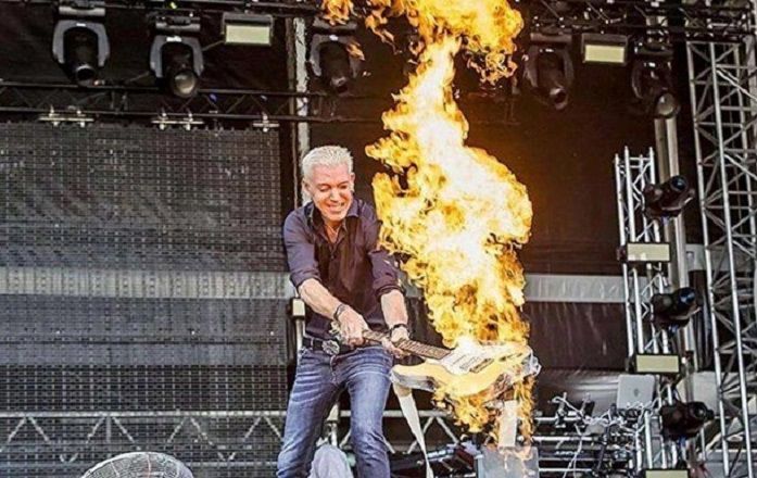 Scooter "стає на бік Путіна", або Хто поза політикою – той поза грою Scooter "стає на бік Путіна", або Хто поза політикою – той поза грою