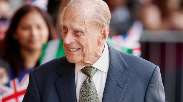 Чоловіка Єлизавети II принца Філіпа виписали з лікарні Чоловіка Єлизавети II принца Філіпа виписали з лікарні